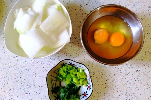 便秘最怕這道湯,晚上喝一碗,準時上廁所,排出毒素,體重悄悄2位數